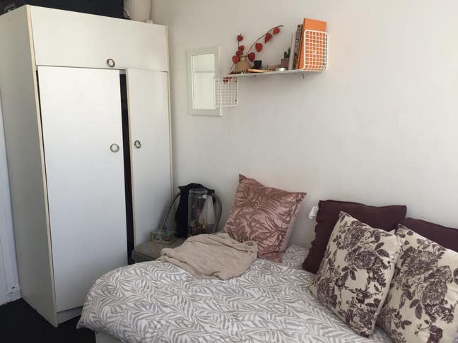 Two single rooms available, from 05/08 and 05/10 Main Photo