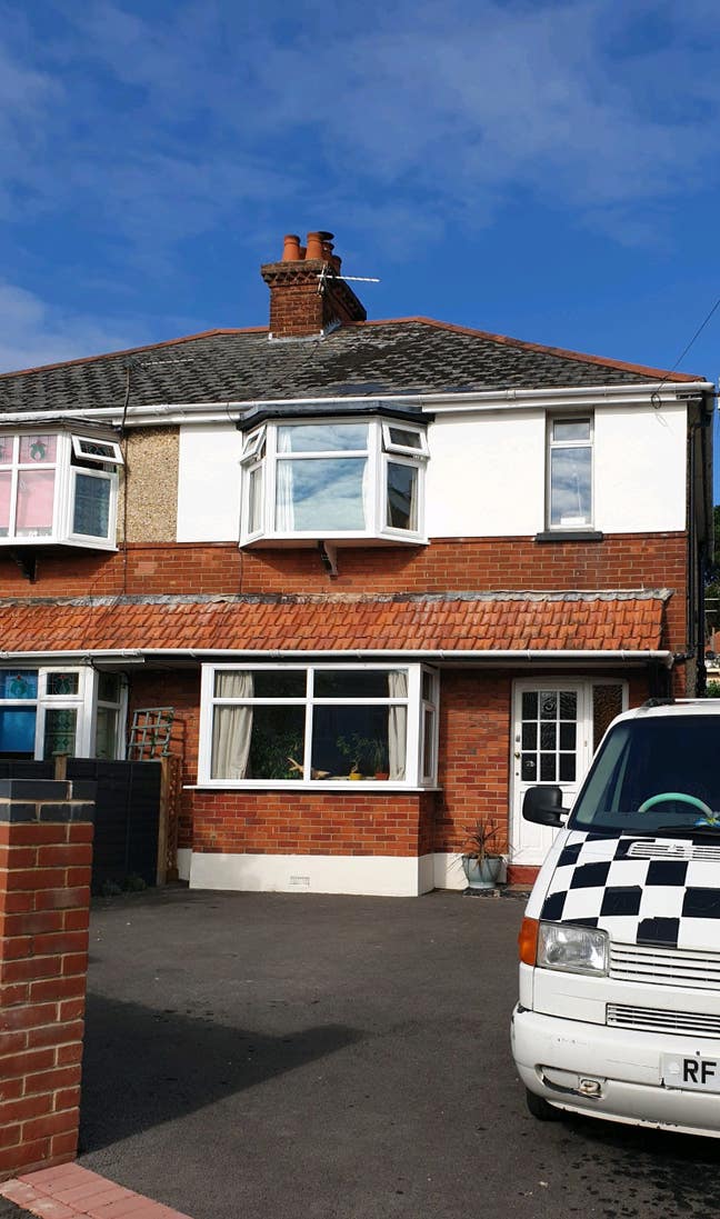 Double Room in Parkstone Main Photo