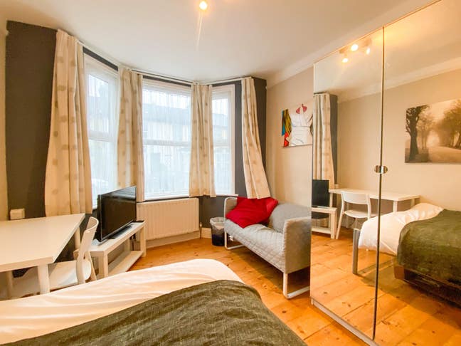 📍 Quiet Garden House, 2min Tram, 10min E.Croydon Main Photo