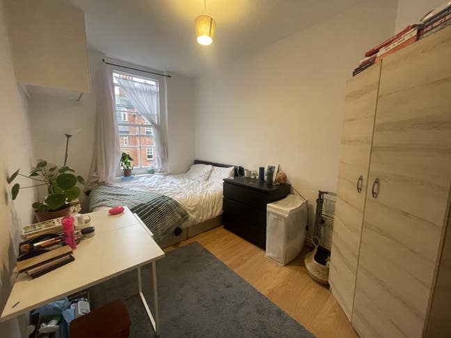 Lovely Double Room - Shoreditch  Main Photo