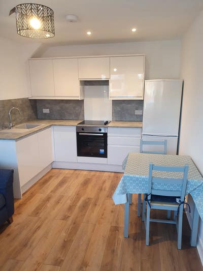 Modern annexe available to rent Main Photo