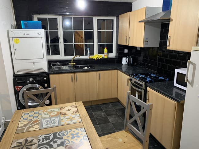 5 Bed Houseshare - All Bills Included Main Photo