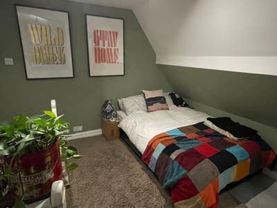Bills incl/Double Bed in Zone 2 Central line Main Photo