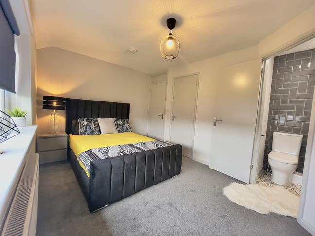 Beautiful Ensuite Rooms Available 🏡🙌🏼🏡 Main Photo