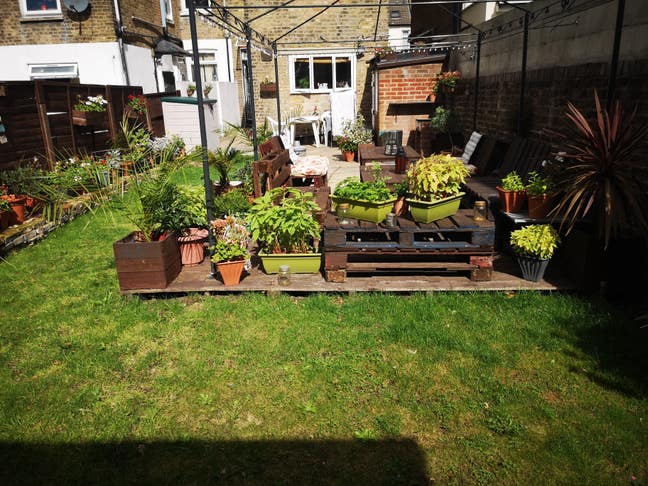 Double Bedroom in Walthamstow for female  Main Photo