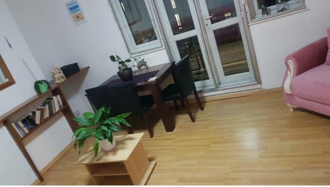 Large Double-Bed in Greenwich close to town center Main Photo