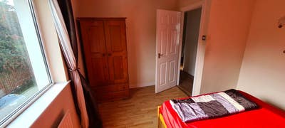 Room for rent Main Photo