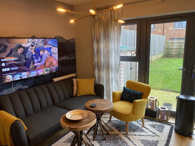 Contemporary ensuite double rooms Main Photo
