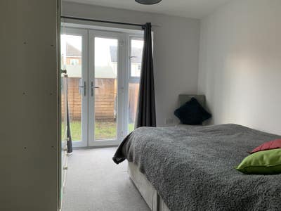 Brand new double bedroom to rent in Bushey Main Photo