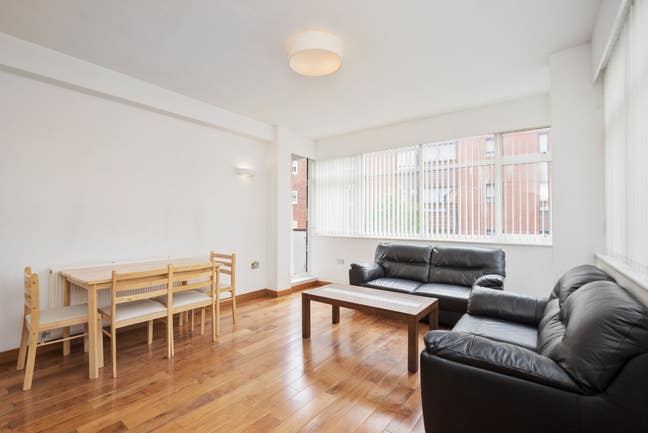 Superb 1 Bedrrom Flat St Johns Wood Main Photo
