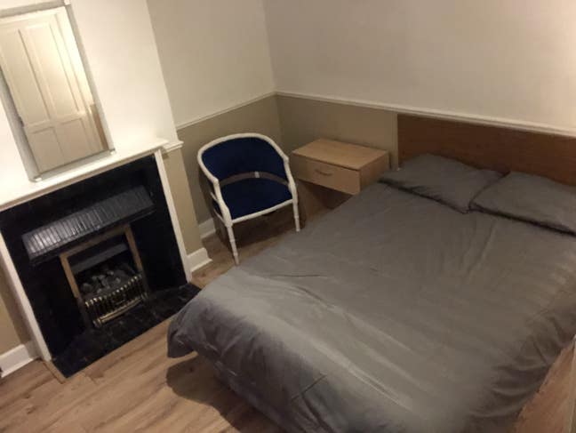 Double room for &pound;650 pcm near QEQM  Main Photo