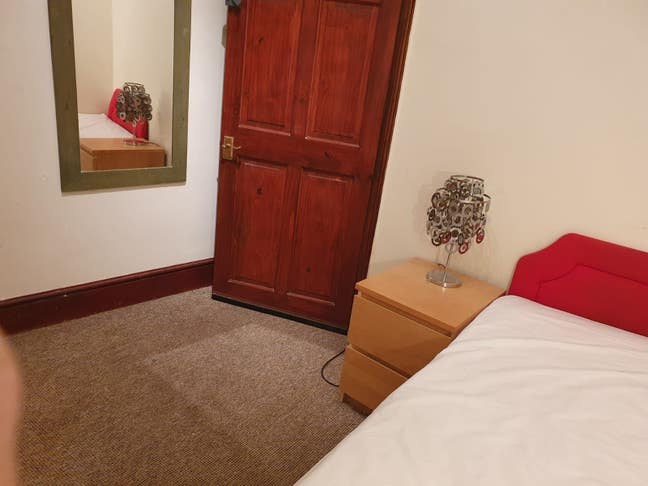  Single  room  in  Kingswood  BS15  Main Photo