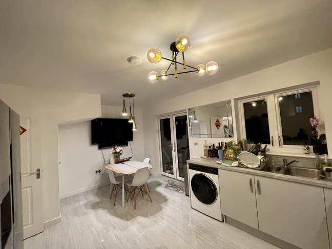 NEW All inclusive double room near Station Main Photo