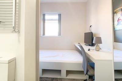 Luxury Ensuite Rooms close to Royal Hospital ⭐ Main Photo
