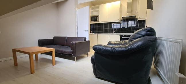 One Bed Flat - Merrion Place, Leeds City Centre Main Photo