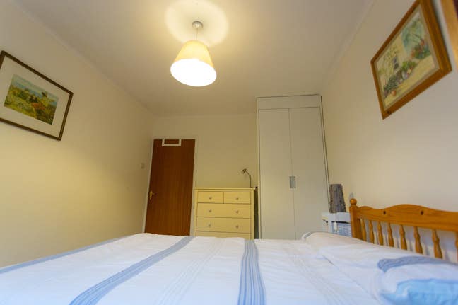 One Double Room for single occupancy in Shripney Main Photo