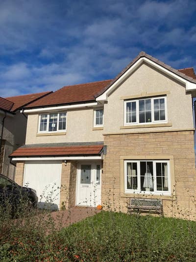 1 double room incl ensuite in a modern family home Main Photo