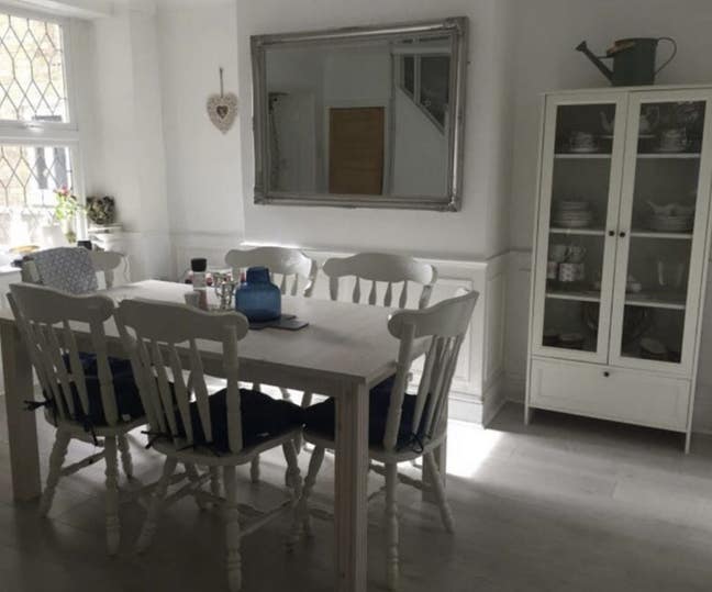 Lovely Double Room in Victorian Town House Main Photo