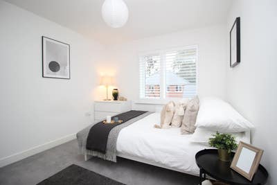 * Double Room * Stunning New Build * Parking Main Photo