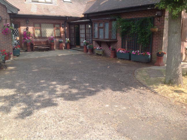 Solihull - Single  En Suite Room nr.M42 J4 Main Photo