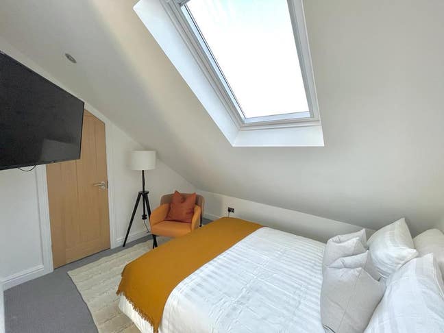 Bedroom E – Premium En-Suite “Penthouse” Room Main Photo