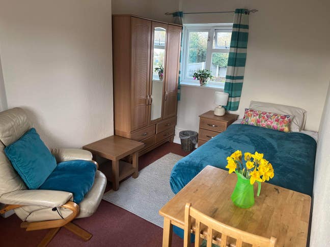 Old Amersham, Room to Let Main Photo