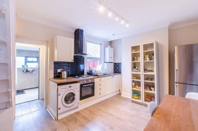 Victorian double room available in Greenwich! Main Photo