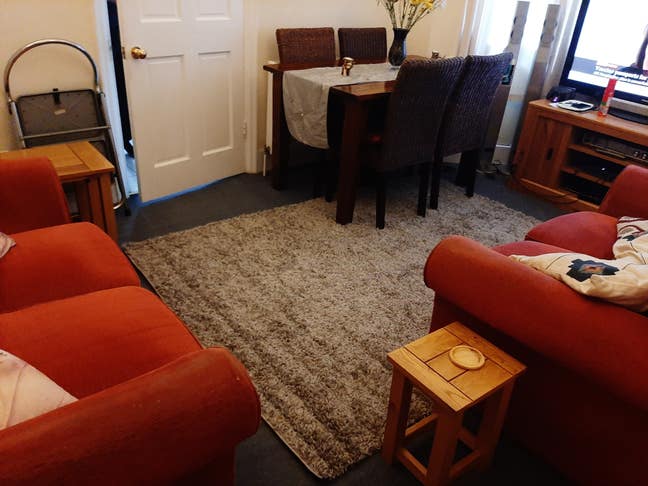 A professional flatshare in a convenient location Main Photo