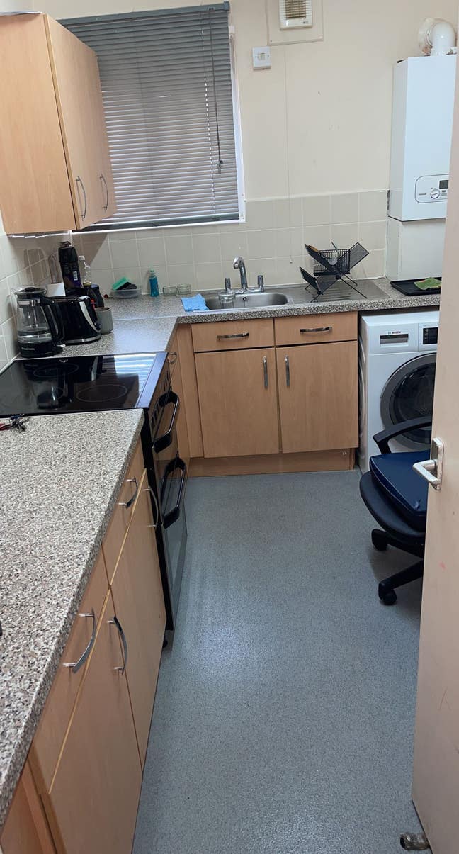 Nice House ToLet in south London Main Photo