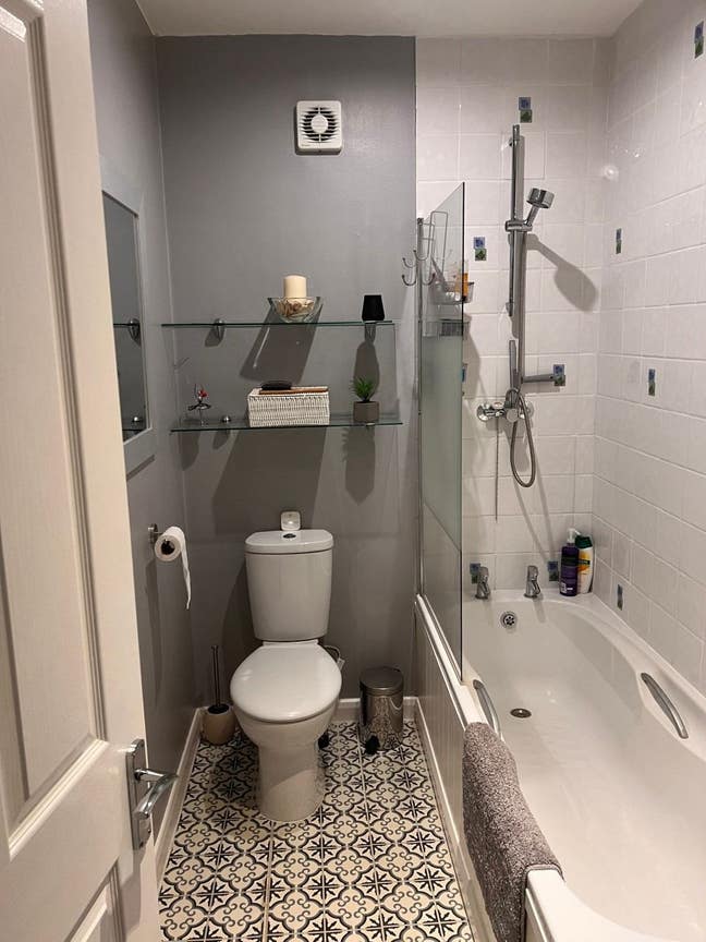 Double attic room to rent Main Photo