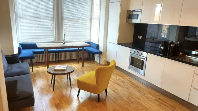 Bills included - Large Double Room, N10 Main Photo