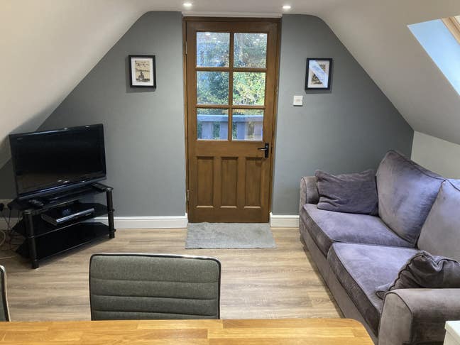 Recently refurbished flat  Main Photo