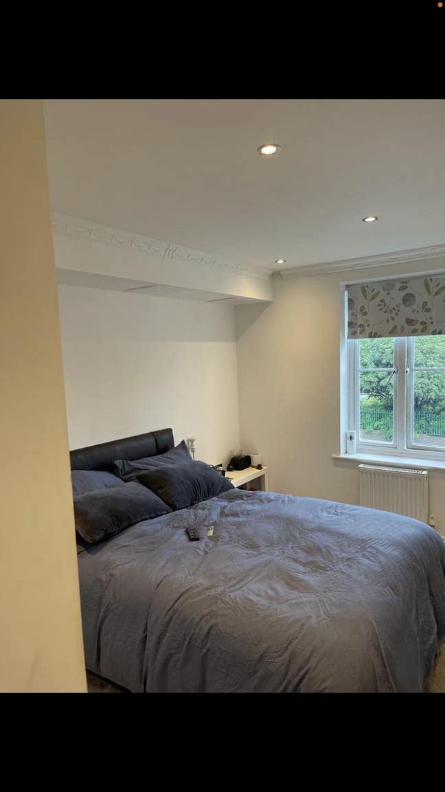 Beautiful Spacious Room Near Chadwell Heath St Main Photo