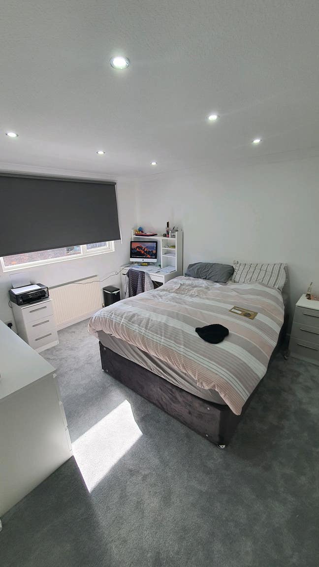 Double room to rent  Main Photo