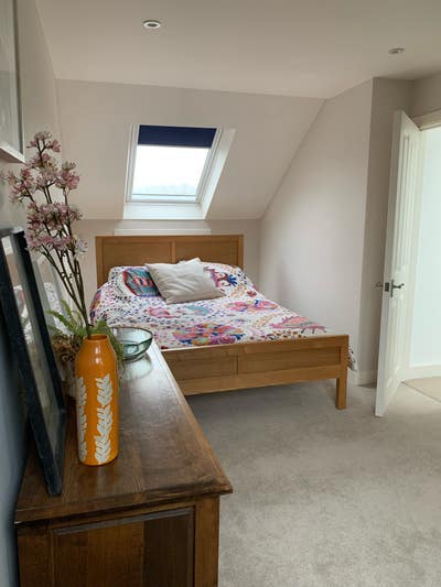 Top floor double room with own bathroom  Main Photo