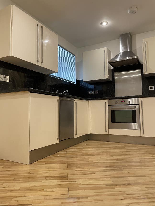 1 Bedroom Ground floor flat  Main Photo