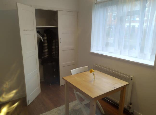 Quiet Double Room In Turham Green, All Bills Inc. Main Photo