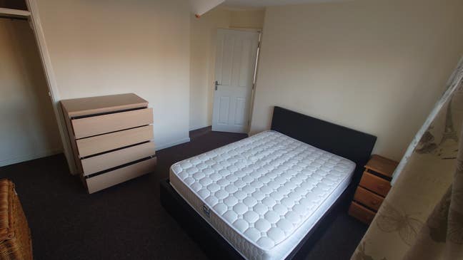 Large double room in CB4 from 15th of January  Main Photo