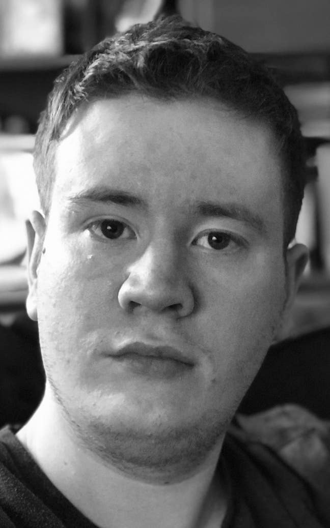 Looking for housemate/flat Main Photo