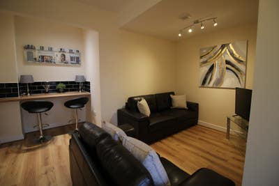 Last Double Room Available in South Elmsall! Main Photo