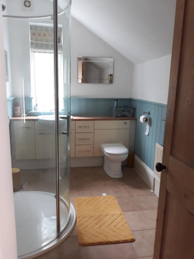 Single Room and Double Room Furnished Pivate House Main Photo
