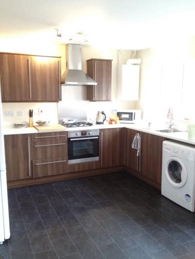 Double room available for single occupant  Main Photo