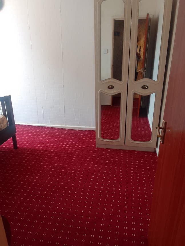 Rooms to Rent in Smethwick Town Centre. Main Photo