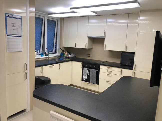 Big Double Room in Front of Bermondsey Tube Stn Main Photo