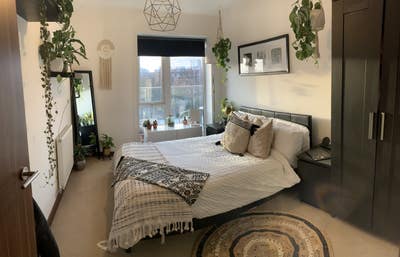 Luxury & Modern Double Furnished Room   Main Photo
