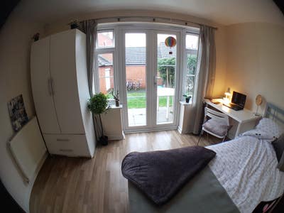 Double room in modern house near Cribbs, Southmead Main Photo