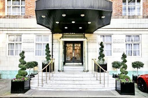 2 bed flat -Mayfair- &pound;970pw- bills included Main Photo