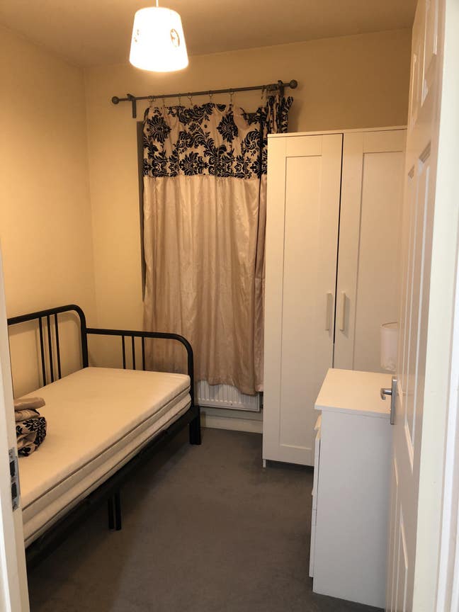 Single Room Located In NW4 4TR £600 PCM Bills INC Main Photo