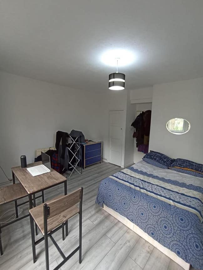 Bright Big Double Room Bethnal Green Main Photo