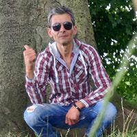 Professional Male seeks a studio or ensuite Main Photo